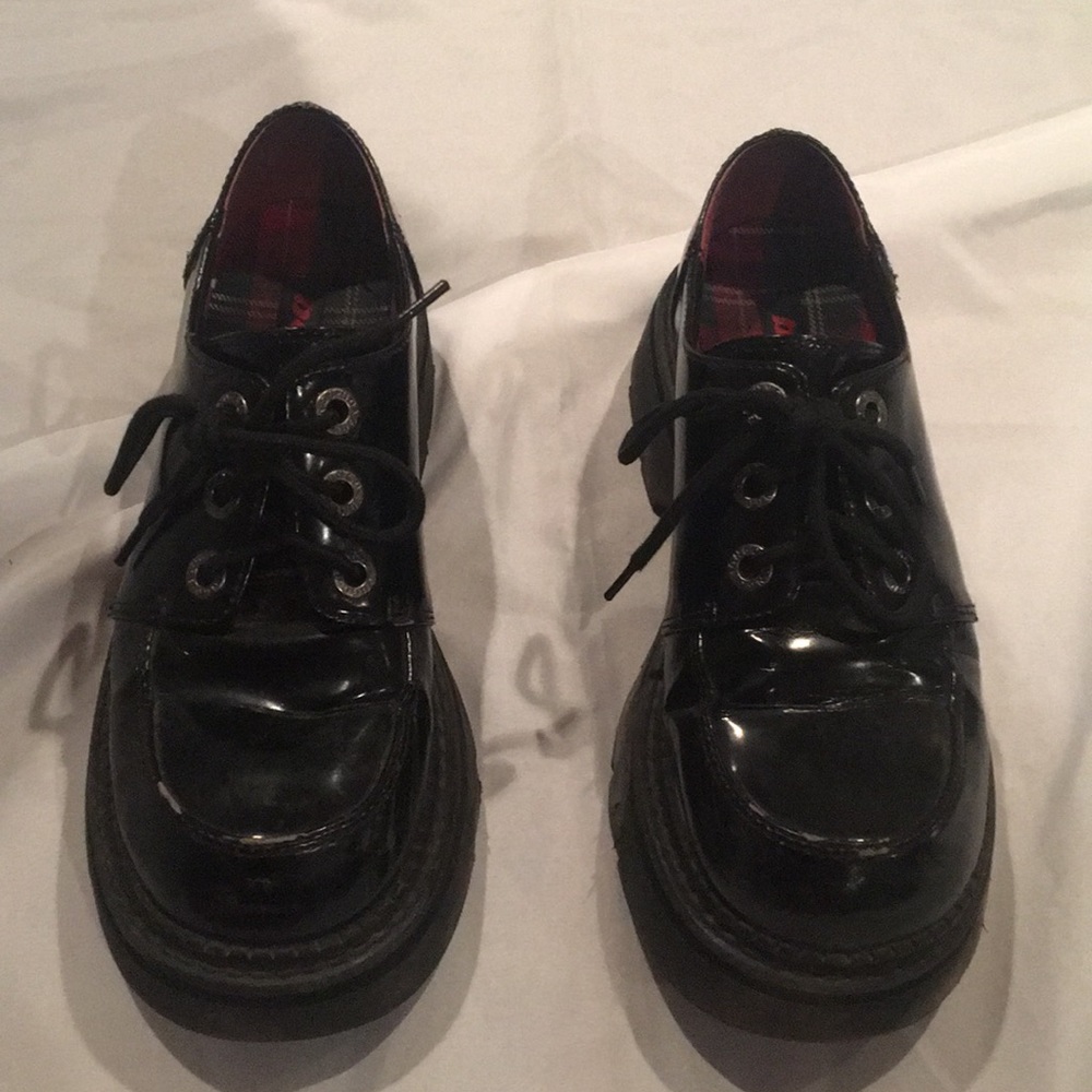 Bongo Platform boots